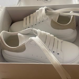 Alexander McQueen Oversized Sneaker